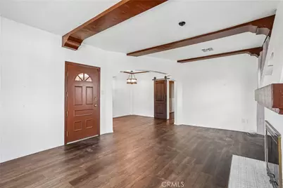 8319 S Van Ness Avenue, Inglewood, CA 90305 - Photo 7