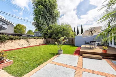 7700 Isis Avenue, Los Angeles, CA 90045 - Photo 27