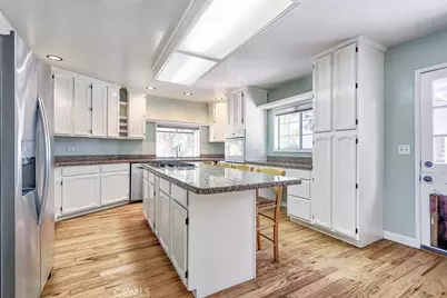 7700 Isis Avenue, Los Angeles, CA 90045 - Photo 11