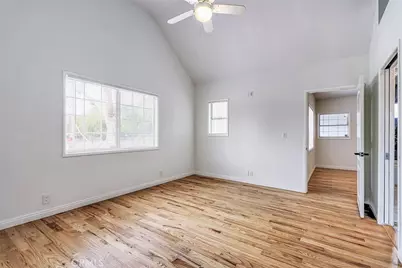 7700 Isis Avenue, Los Angeles, CA 90045 - Photo 15