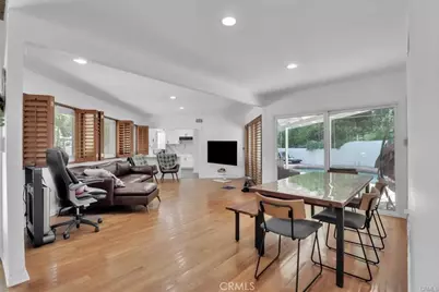 9466 Hidden Valley Place, Beverly Hills, CA 90210 - Photo 5