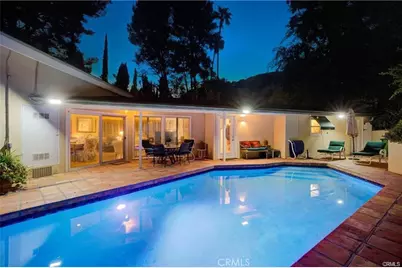 9466 Hidden Valley Place, Beverly Hills, CA 90210 - Photo 15