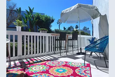 660 The Village, Redondo Beach, CA 90277 - Photo 15