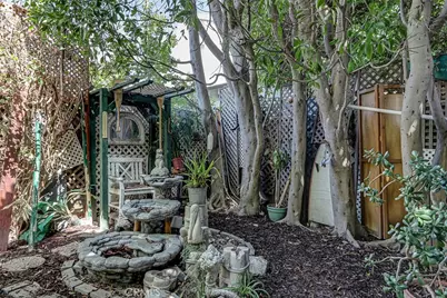2328 Beach Avenue, Venice, CA 90291 - Photo 9