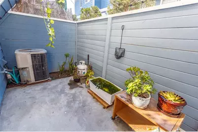 26105 Frampton Avenue #C, Harbor City, CA 90710 - Photo 11