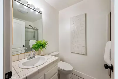 1833 11th Street #B, Manhattan Beach, CA 90266 - Photo 23