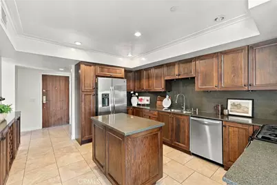 1420 S Bundy Drive #405, Los Angeles, CA 90025 - Photo 7