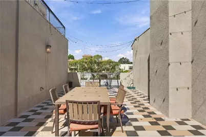 1420 S Bundy Drive #405, Los Angeles, CA 90025 - Photo 17
