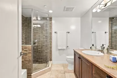 1420 S Bundy Drive #405, Los Angeles, CA 90025 - Photo 15