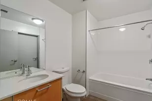 645 W 9th St, Los Angeles, CA 90015 - Photo 9