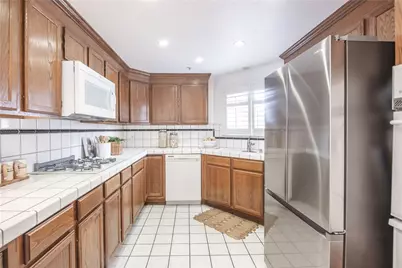 2209 Robinson St #A, Redondo Beach, CA 90278 - Photo 15