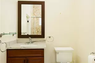 877 N Oakland, Pasadena, CA 91104 - Photo 29