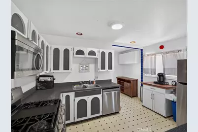 426 N Gertruda Avenue, Redondo Beach, CA 90277 - Photo 15