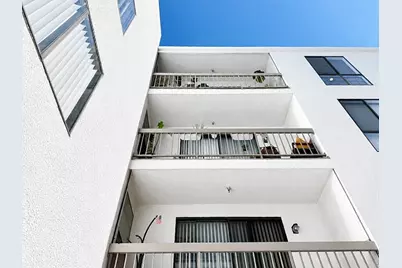 533 S St Andrews Place #408, Los Angeles, CA 90020 - Photo 37