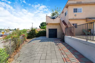334 Robinson, Los Angeles, CA 90026 - Photo 7