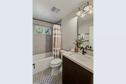 4248 McLaughlin Avenue, Los Angeles, CA 90066 - Photo 13
