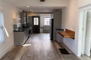 919 Emerald St, Redondo Beach, CA 90277 - Photo 13