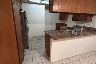 6100 Arbutus Ave, Huntington Park, CA 90255 - Photo 5