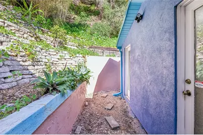 2041 N Beverly Glen Boulevard, Los Angeles, CA 90077 - Photo 39