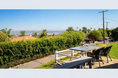 5 Toprail Lane, Rancho Palos Verdes, CA 90275 - Photo 5