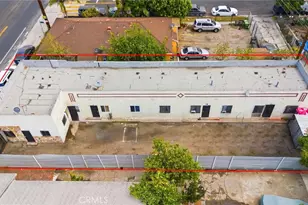 8706 Avalon, Los Angeles, CA 90003 - Photo 7