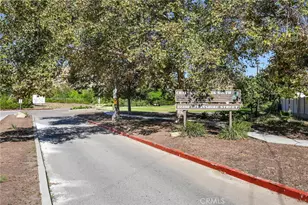 22544 Jeffrey Mark Ct, Chatsworth, CA 91311 - Photo 45