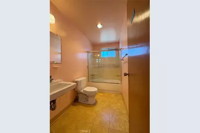 8838 Ilex, Los Angeles, CA 91352 - Photo 9