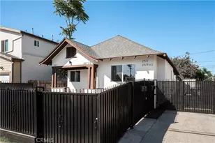 259 W 42nd St, Los Angeles, CA 90037 - Photo 3