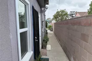 418 S Broadway, Redondo Beach, CA 90277 - Photo 15