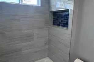 1150 W 64th St, Los Angeles, CA 90044 - Photo 25