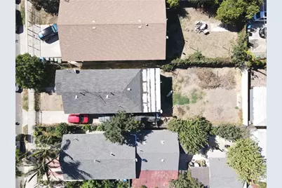 715 W 56th Street, Los Angeles, CA 90037 - Photo 25