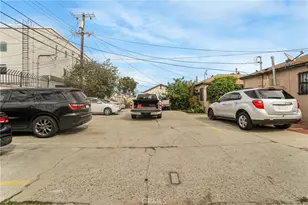6401 S Victoria, Los Angeles, CA 90043 - Photo 15