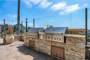 650 The Village, Redondo Beach, CA 90277 - Photo 11