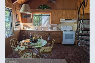 30762 Knoll View, Running Springs, CA 92382 - Photo 19