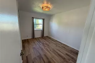 418 S Broadway Ave, Redondo Beach, CA 90277 - Photo 13
