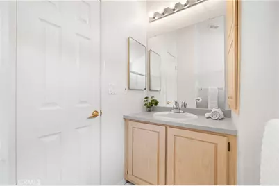 2350 250 Street #6, Lomita, CA 90717 - Photo 13