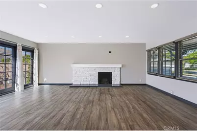 11619 Tarron Avenue, Hawthorne, CA 90250 - Photo 3