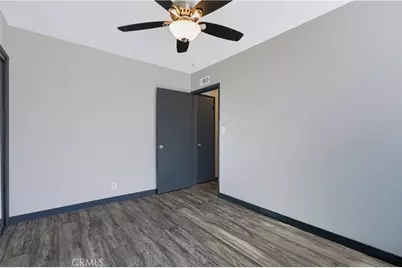 11619 Tarron Avenue, Hawthorne, CA 90250 - Photo 15