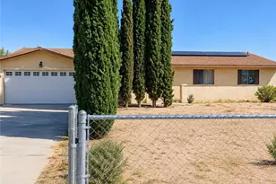 10377 Peach, Hesperia, CA 92345 - Photo 1