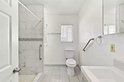 1659 W 39th, Los Angeles, CA 90062 - Photo 9