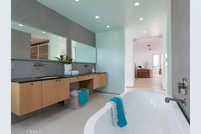 650 W Maple Avenue, El Segundo, CA 90245 - Photo 27