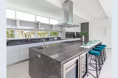 650 W Maple Avenue, El Segundo, CA 90245 - Photo 9