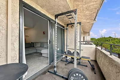 26051 Vermont #301C, Harbor City, CA 90710 - Photo 7
