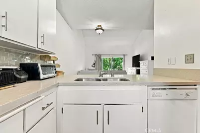 26051 Vermont #301C, Harbor City, CA 90710 - Photo 17