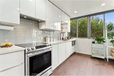 8701 Delgany #206, Playa del Rey, CA 90293 - Photo 13