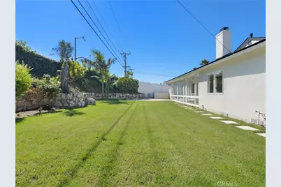 99 Calle Mayor, Redondo Beach, CA 90277 - Photo 43