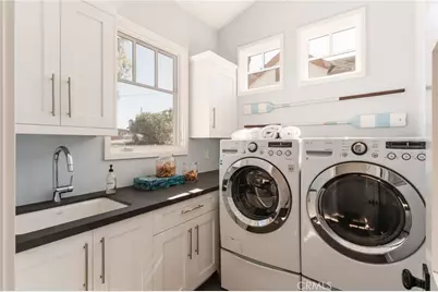 3521 Laurel Avenue, Manhattan Beach, CA 90266 - Photo 37
