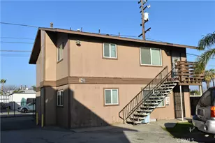 822 E 19th St, Bakersfield, CA 93305 - Photo 1
