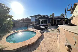 30564 Mainmast Dr, Agoura Hills, CA 91301 - Photo 13