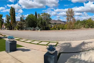 30564 Mainmast Dr, Agoura Hills, CA 91301 - Photo 21